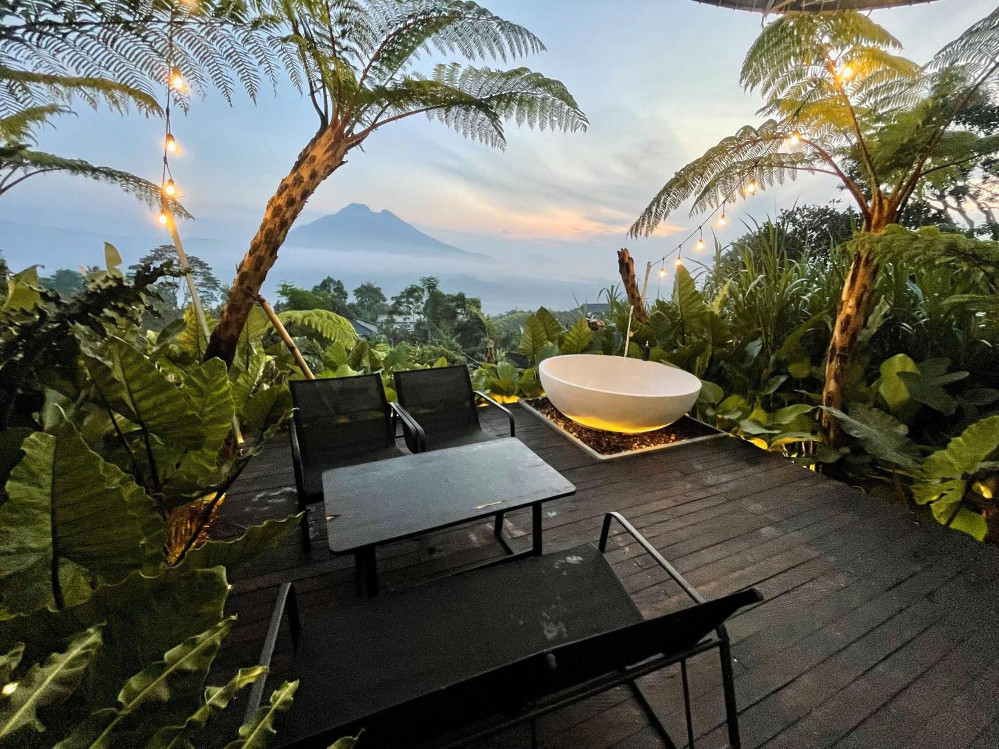 Black Wood Cabin Kintamani  Exterior photo
